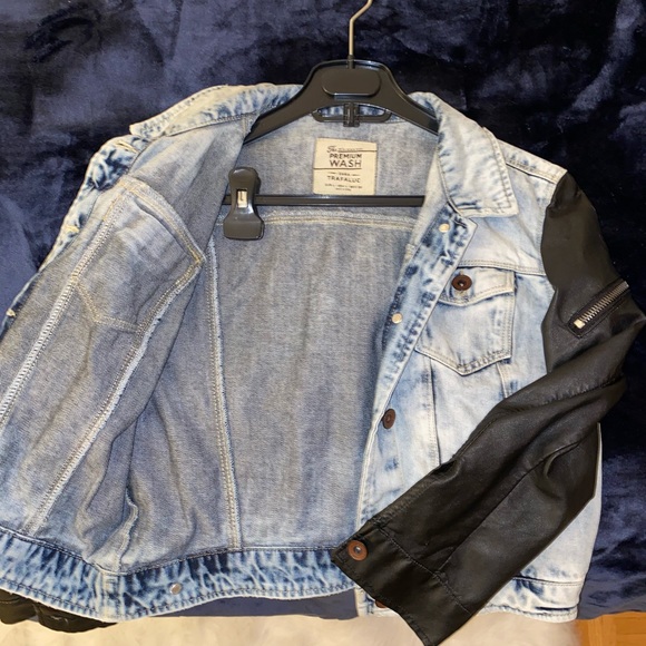 Zara Crop Jacket - Picture 3 of 3